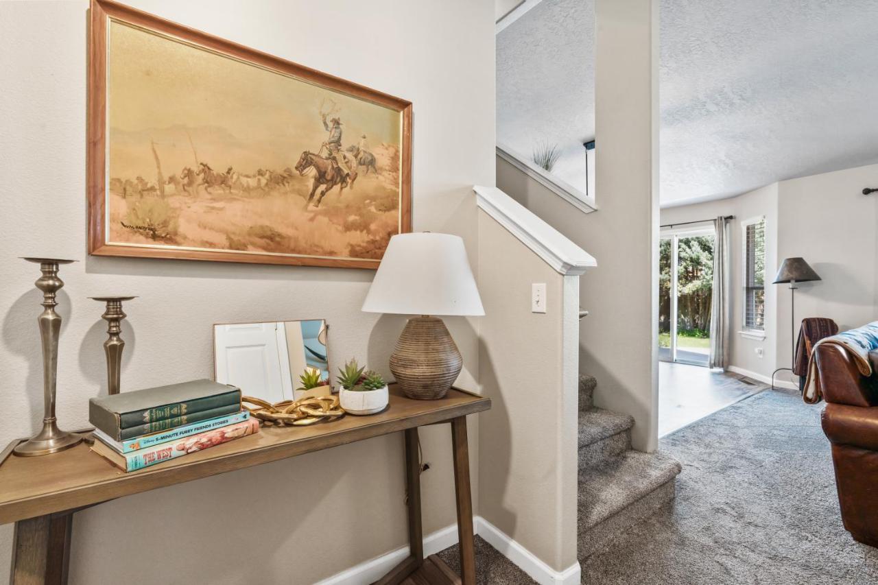 Southwestern Style 4 Bedroom Nampa Home Sleeps 16! Bagian luar foto