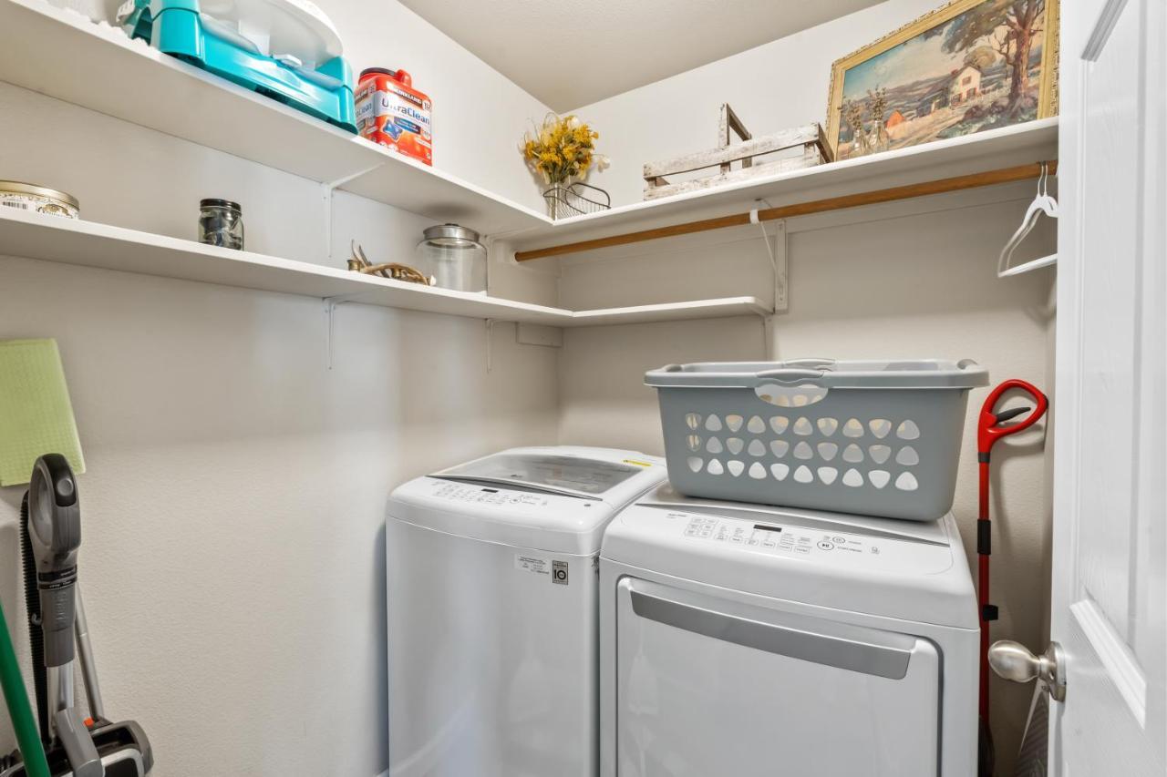 Southwestern Style 4 Bedroom Nampa Home Sleeps 16! Bagian luar foto